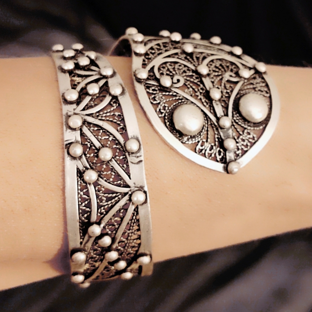 Rare Free People Silver Studded Armband/Bracelet/Clamper by Carol Marie